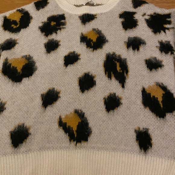 Woven Heart Sweater - Picture 3 of 4